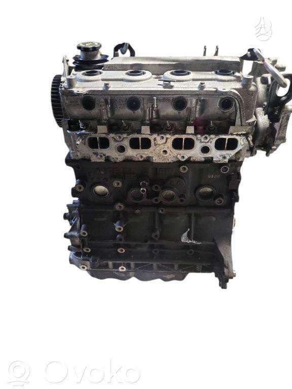 Mazda 5, RF7J, engine