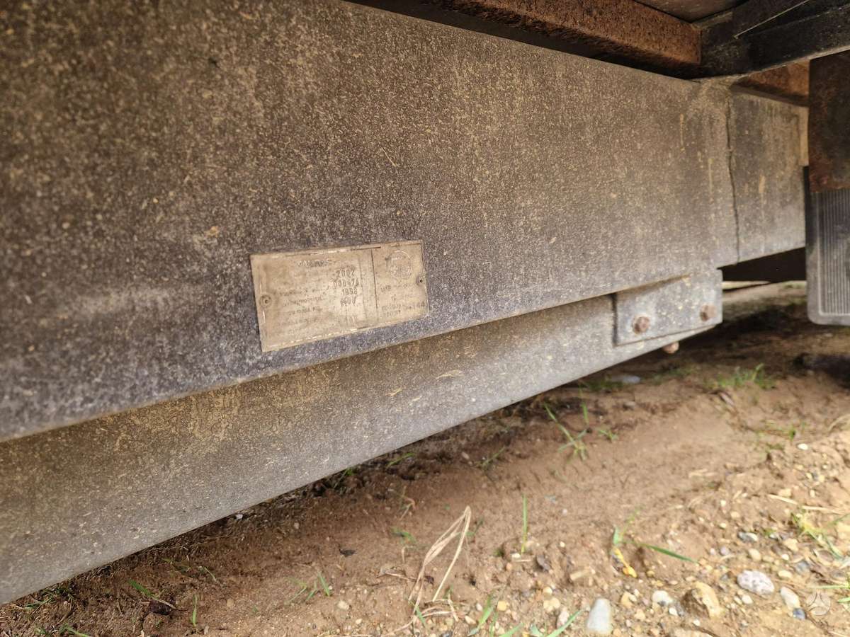 Tauras, passenger car trailers