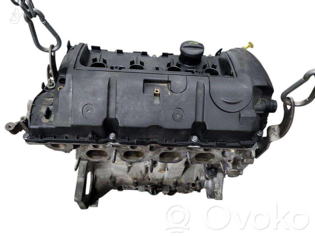 Peugeot 308, 8FS, двигатель