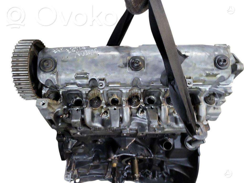 Renault Megane, F9Q872, engine