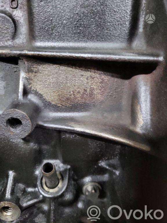 Renault Megane, F9Q872, engine