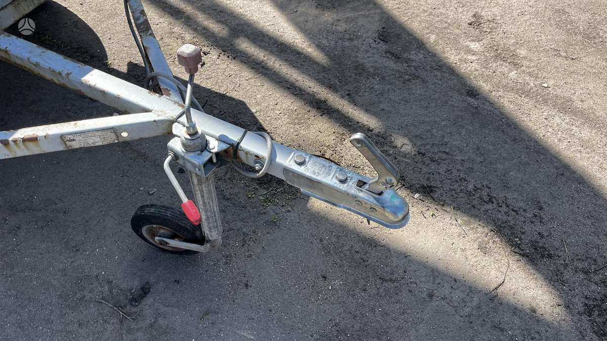 MAZ, lengvųjų automobilių priekabos