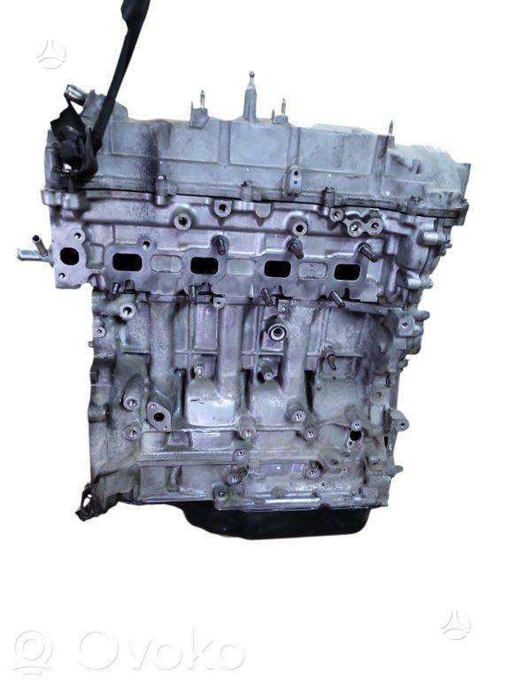 Toyota Avensis, 2AD, engine