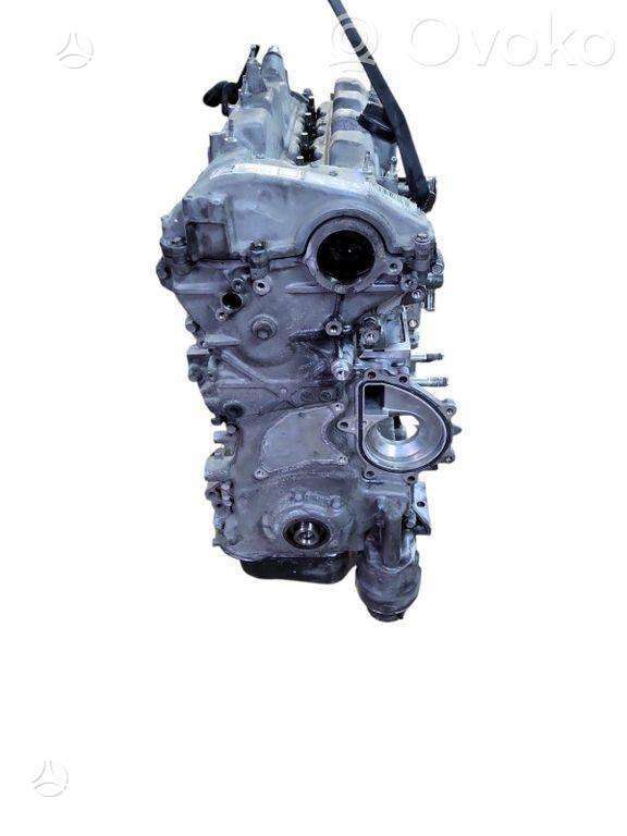 Toyota Avensis, 2AD, engine