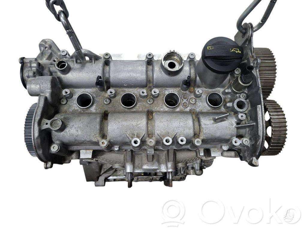 Volkswagen Golf, CZC, двигатель