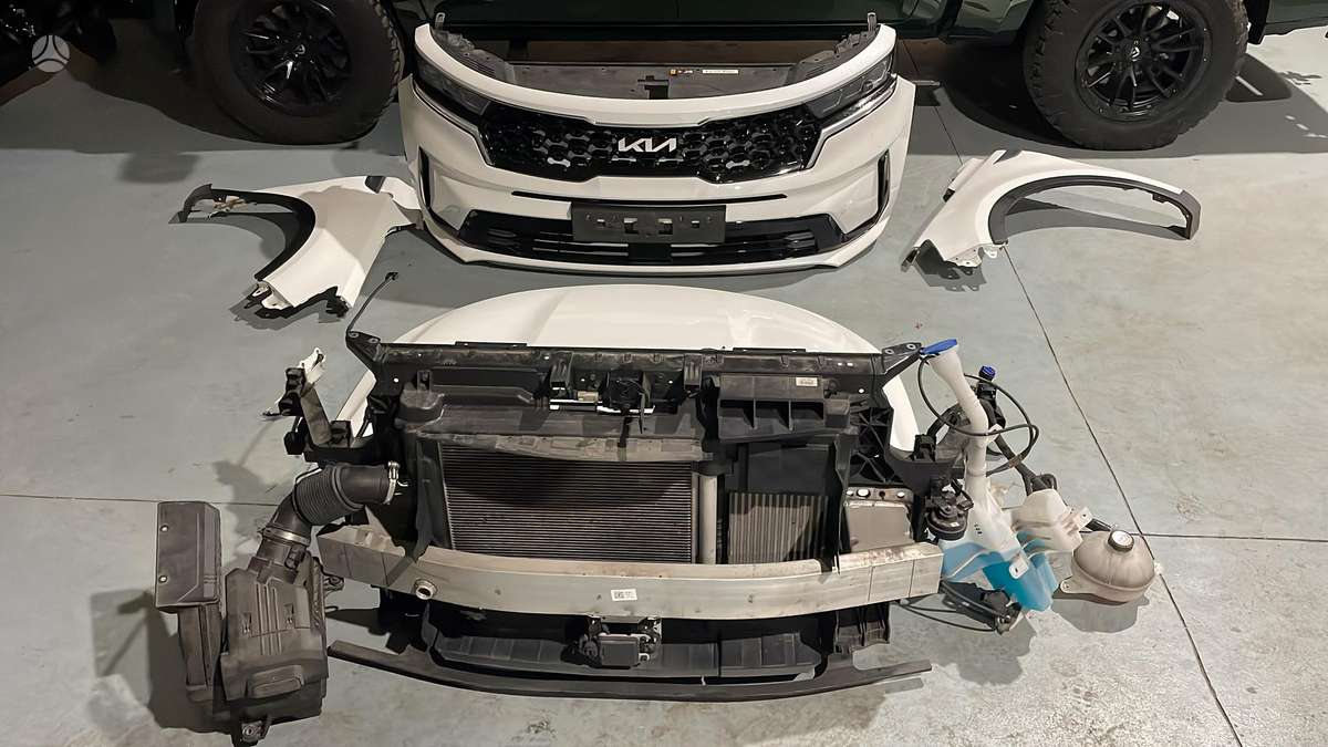 Kia Sorento Komplektinis priekis