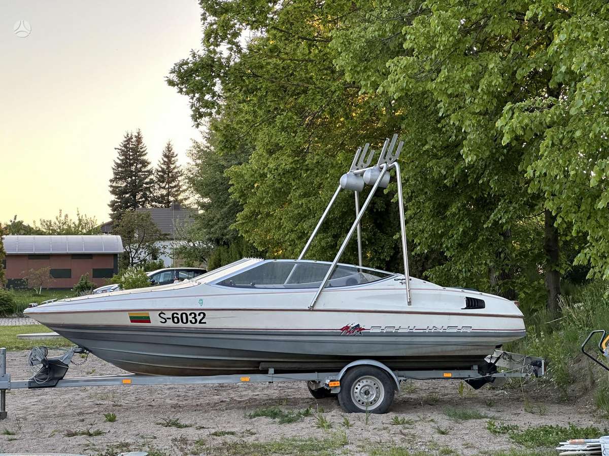 Bayliner Capri, яхты / катера