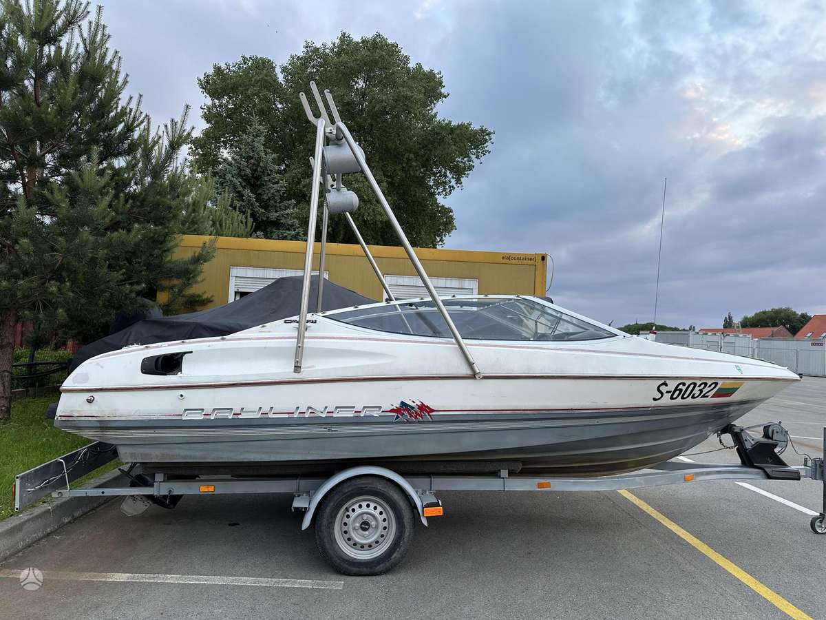 Bayliner Capri, яхты / катера