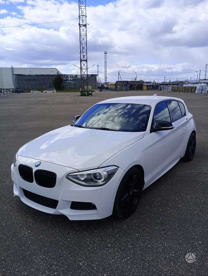 BMW 116, 1.6 l., Хэтчбек