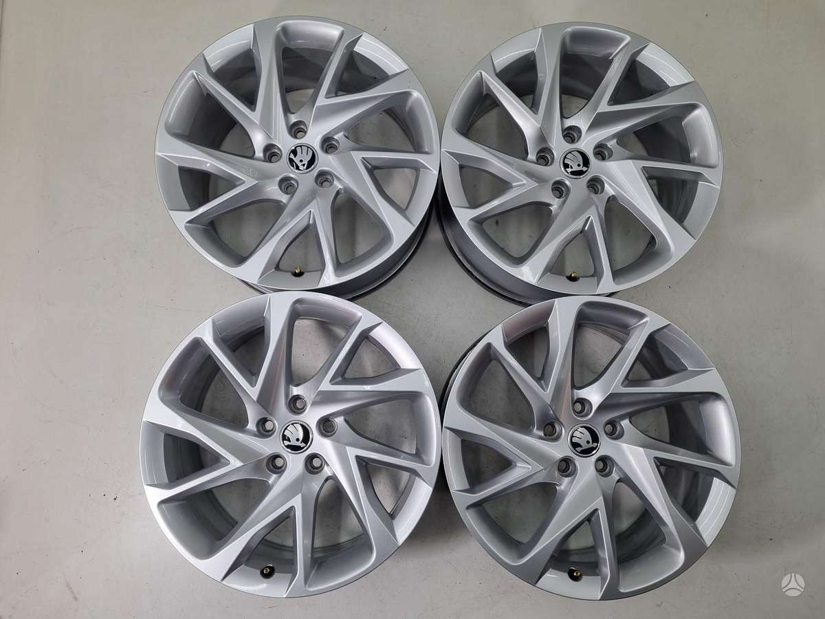 Skoda Tiguan, Superb, light alloy, R18