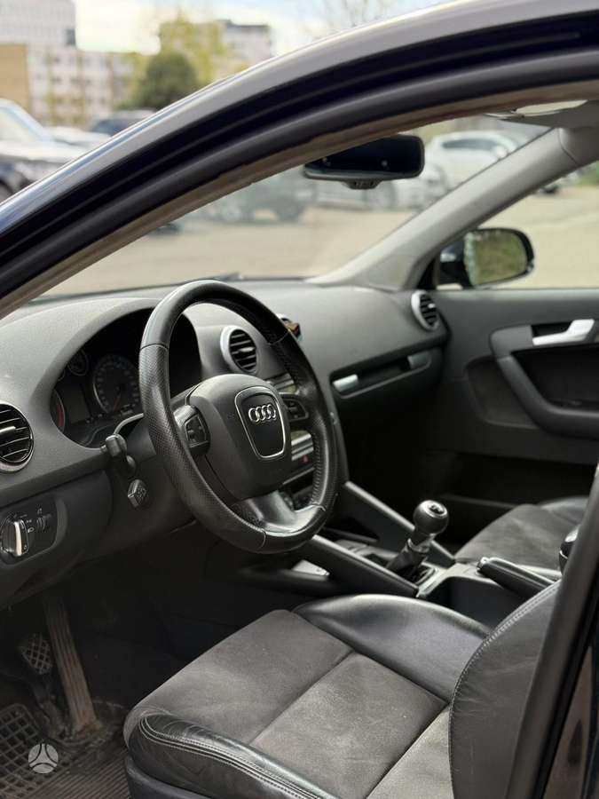 Audi A3, 1.4 l., hatchback