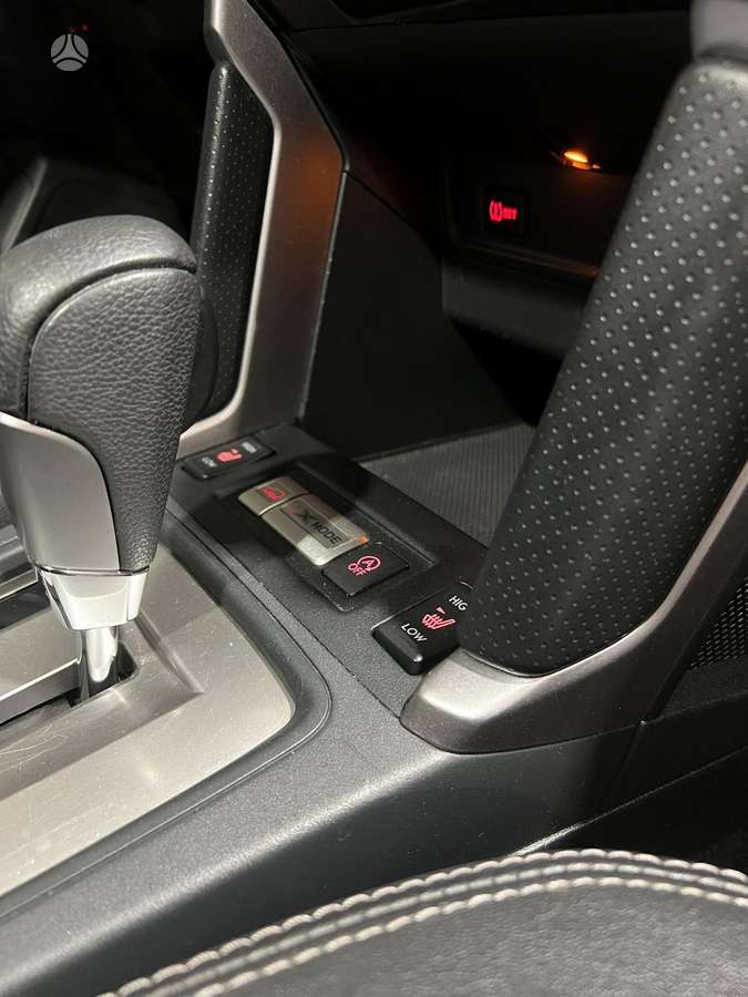 Subaru Forester, 2.0 l., Внедорожник / Кроссовер