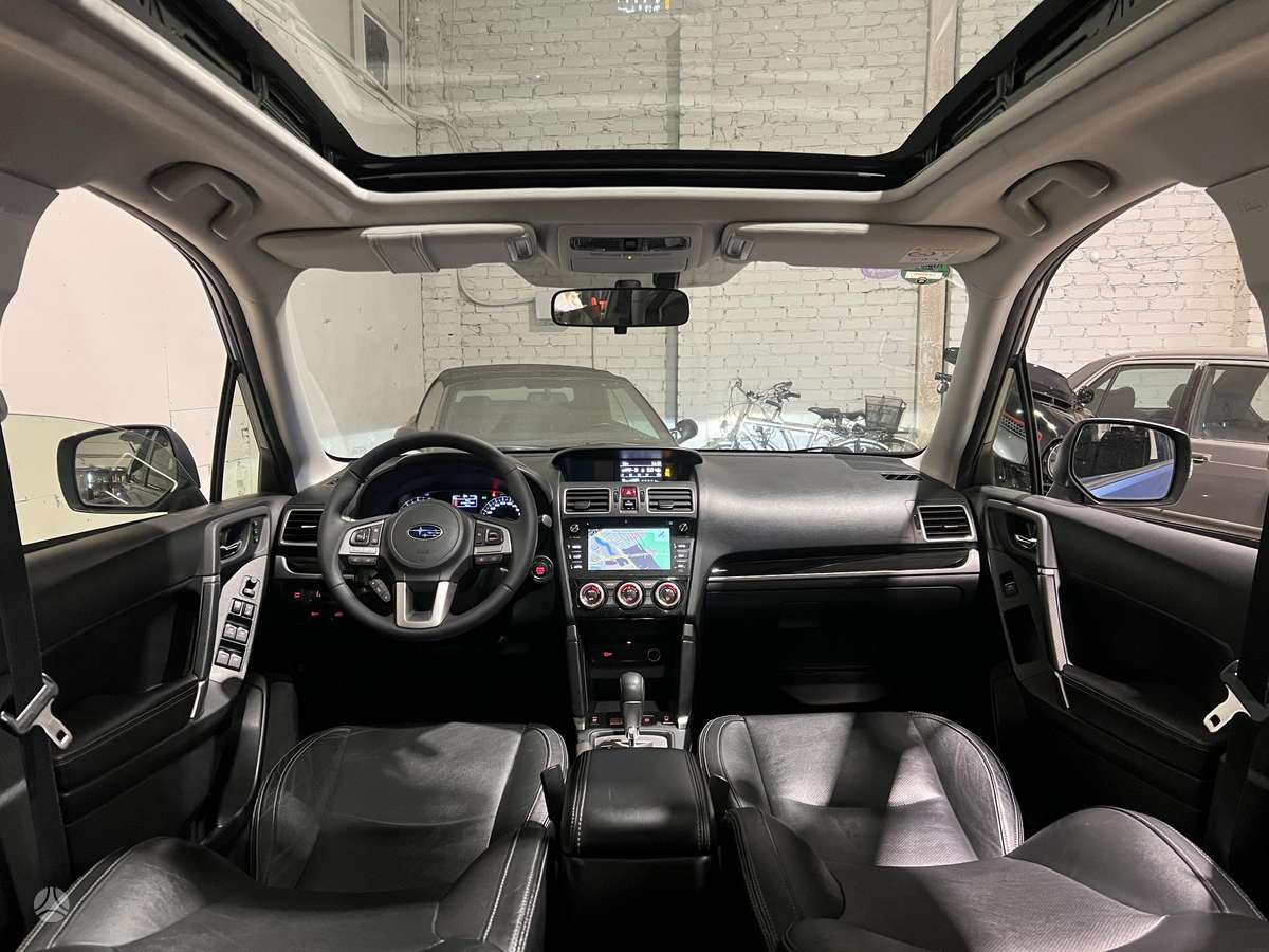 Subaru Forester, 2.0 l., Внедорожник / Кроссовер