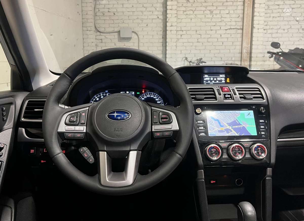 Subaru Forester, 2.0 l., Внедорожник / Кроссовер