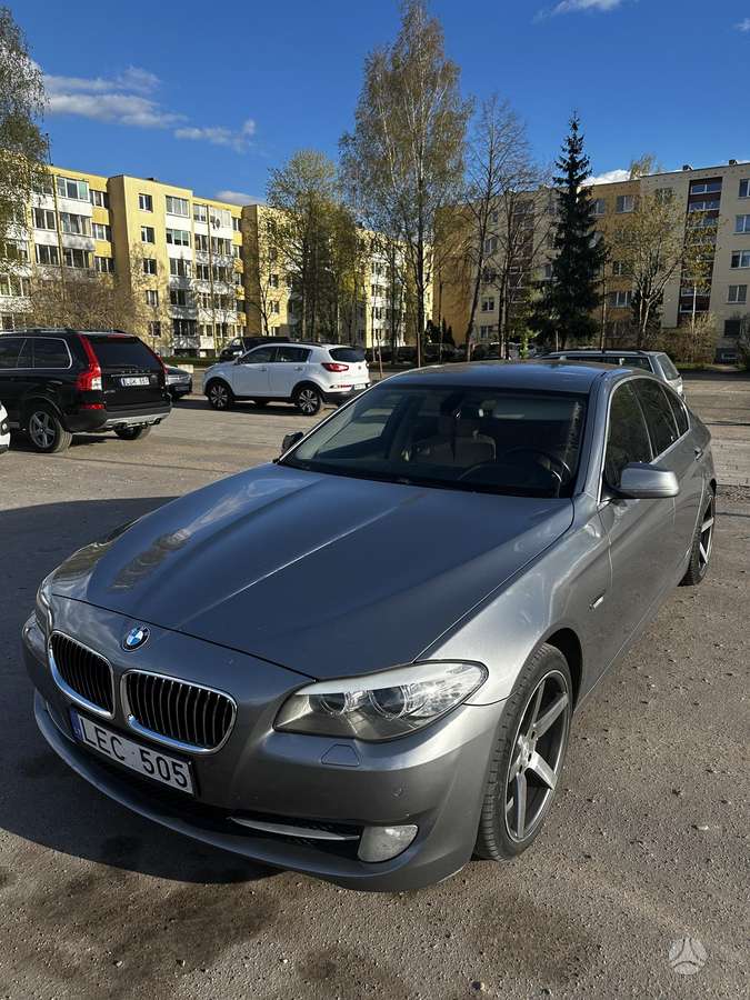 BMW 525, 3.0 l., Седан