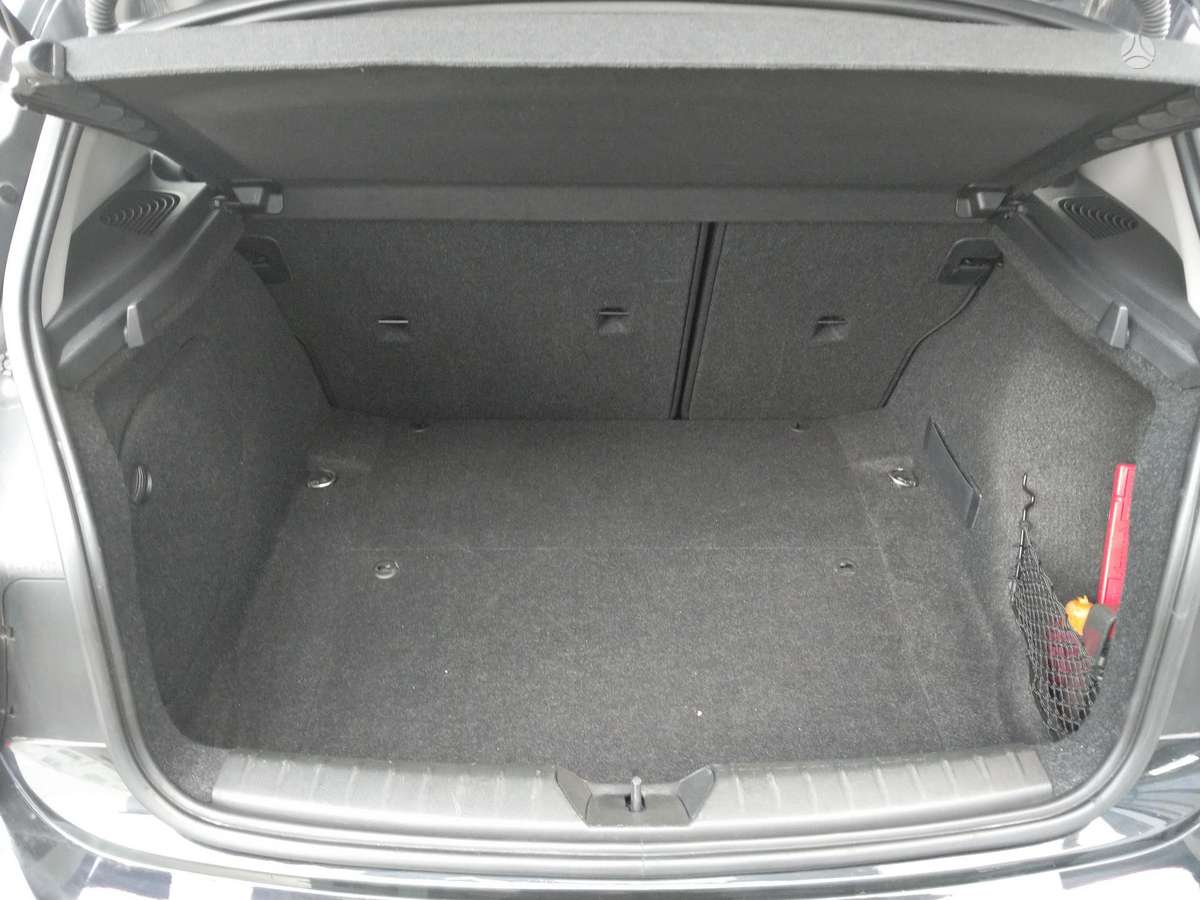 BMW 118, 2.0 l., hatchback