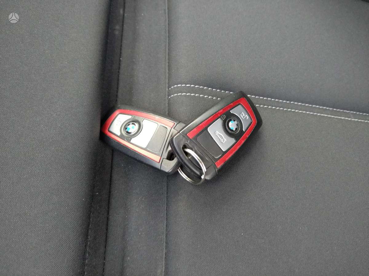 BMW 118, 2.0 l., hatchback