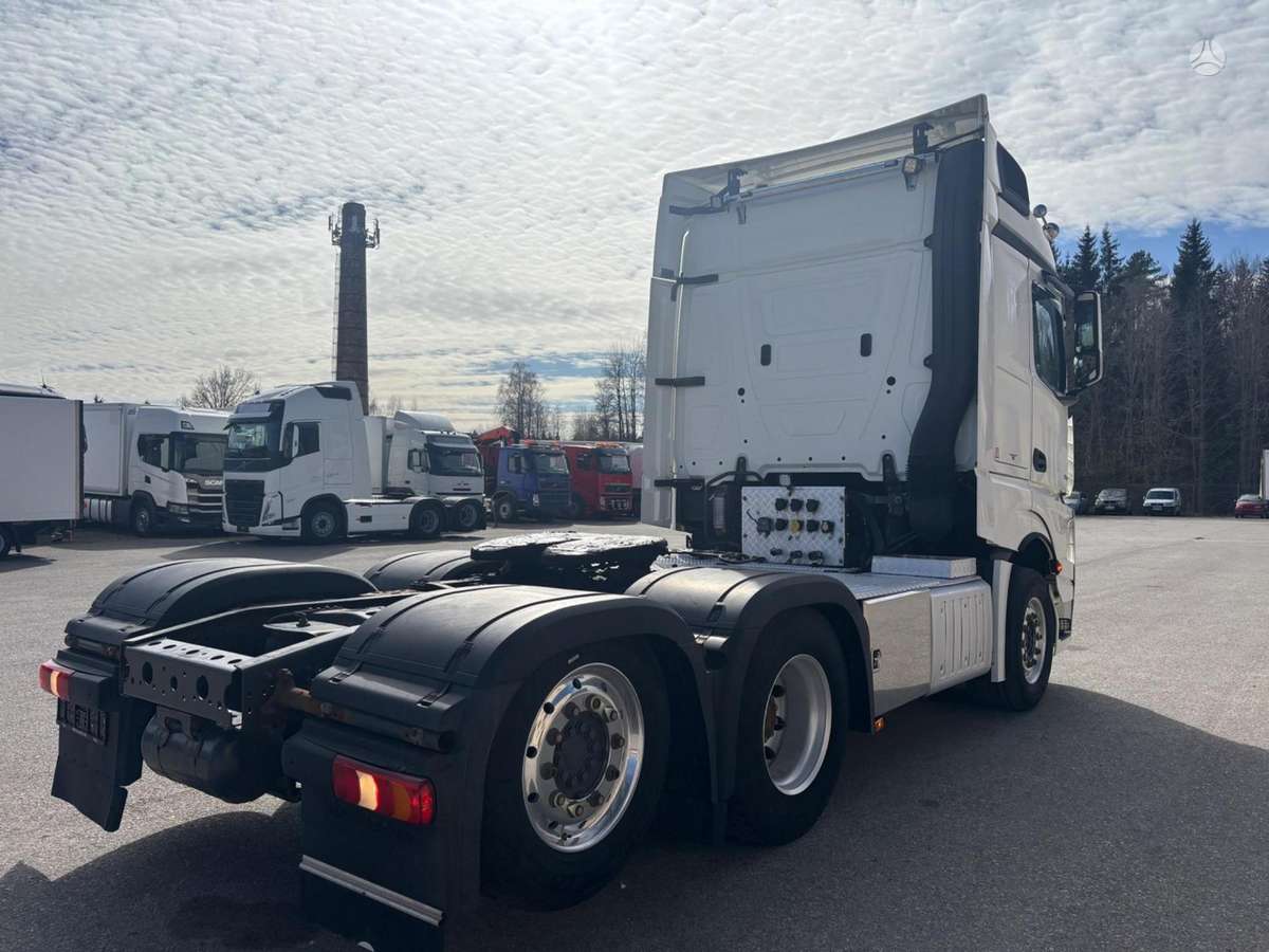 Mercedes-Benz ACTROS 2551, single sleeper