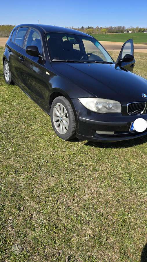 BMW 118, 2.0 l., Хэтчбек