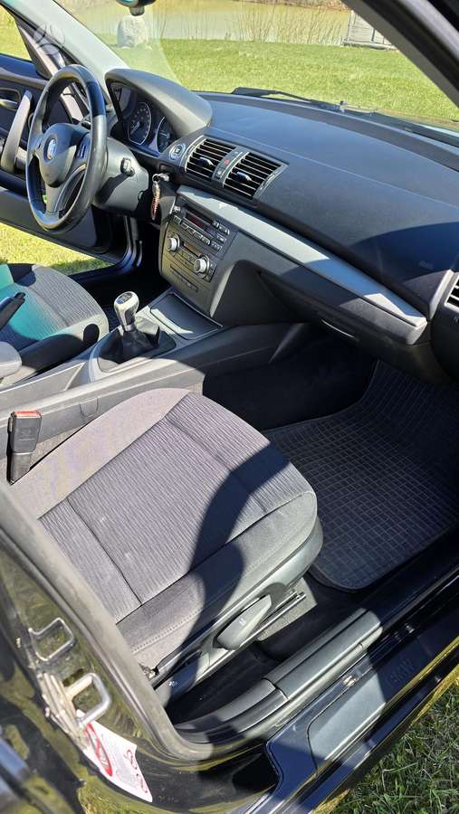 BMW 118, 2.0 l., Хэтчбек