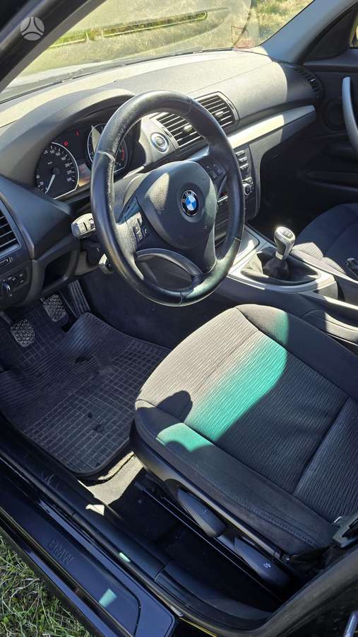 BMW 118, 2.0 l., Хэтчбек