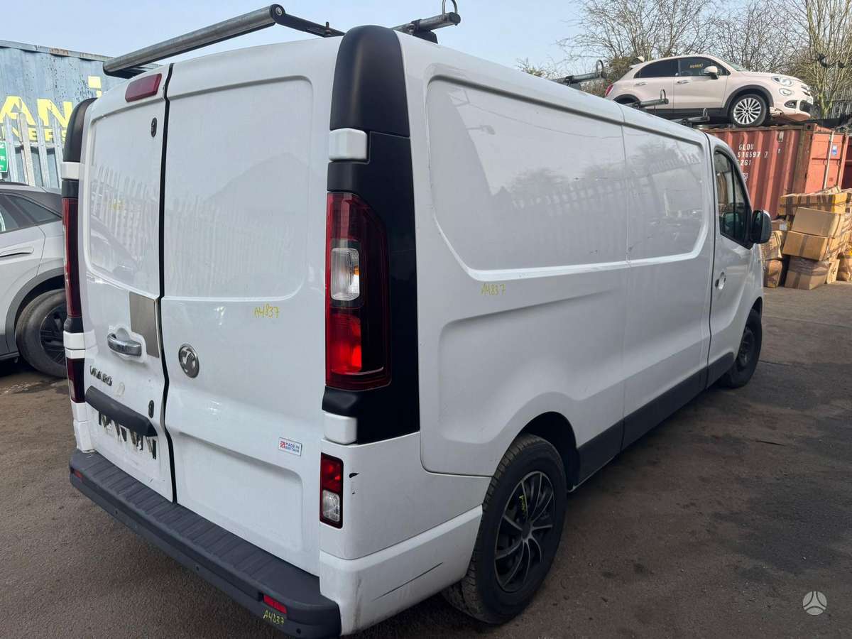 Opel Vivaro, cargo vans
