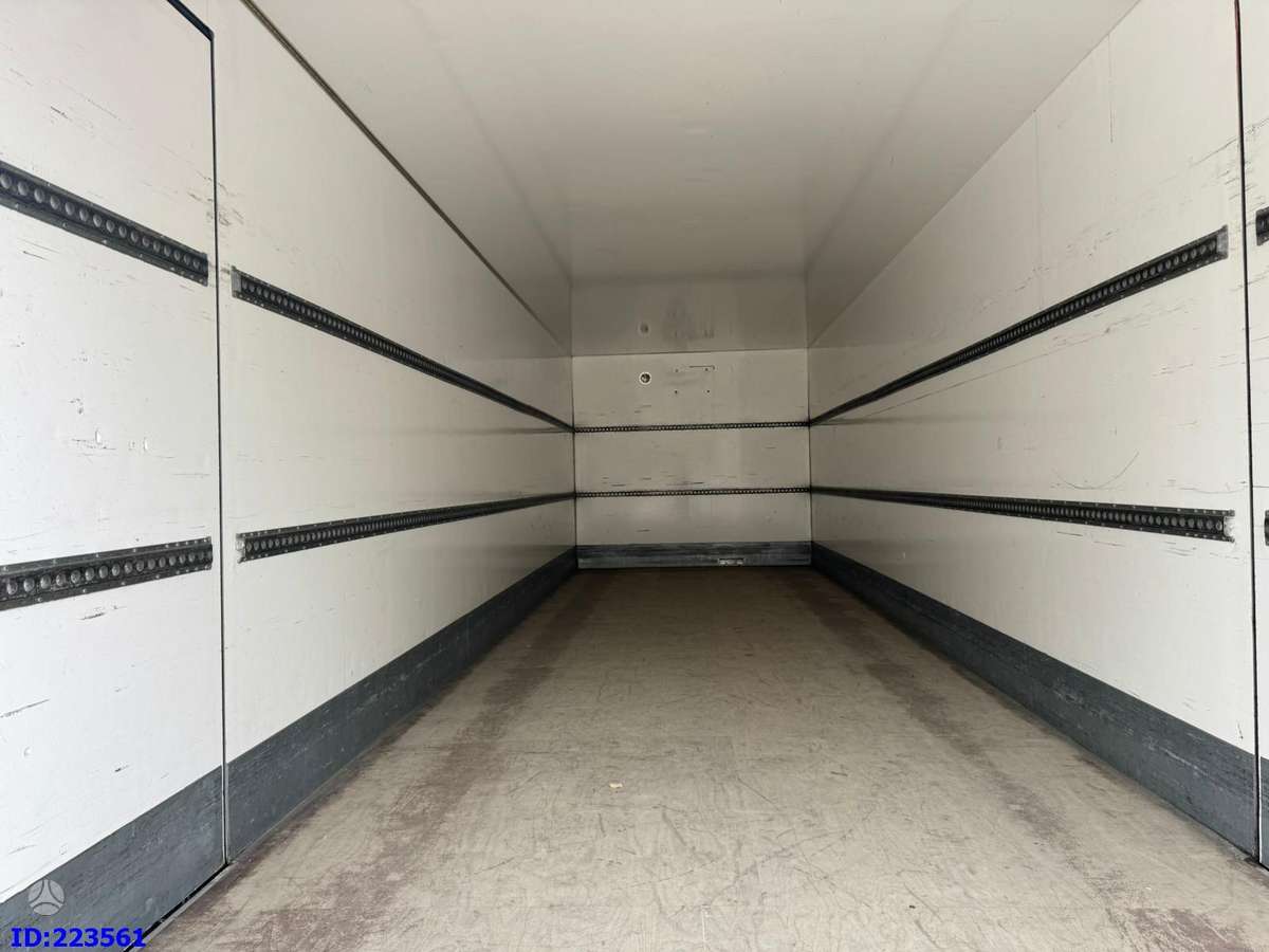 Renault D 14 4x2 Euro6, isothermal trucks