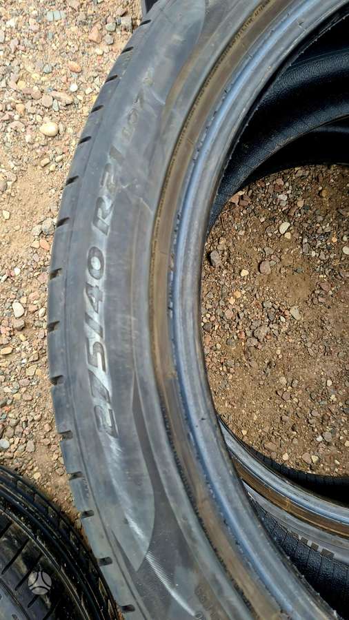 Pirelli P Zero, summer 275/40 R21