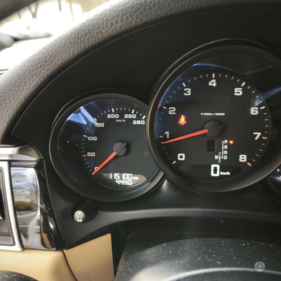 Porsche Macan, 2.0 l., Внедорожник / Кроссовер