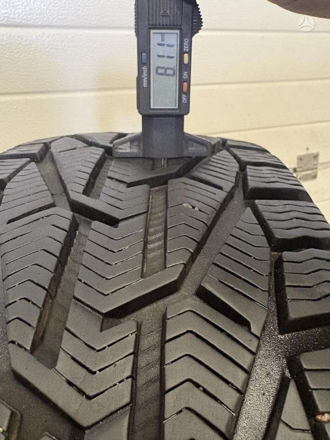 Taurus SUV WINTER, universalios 235/55 R19