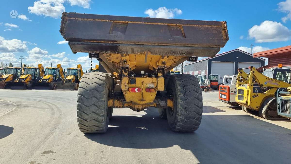 Volvo A40 D, pašizgāzēji