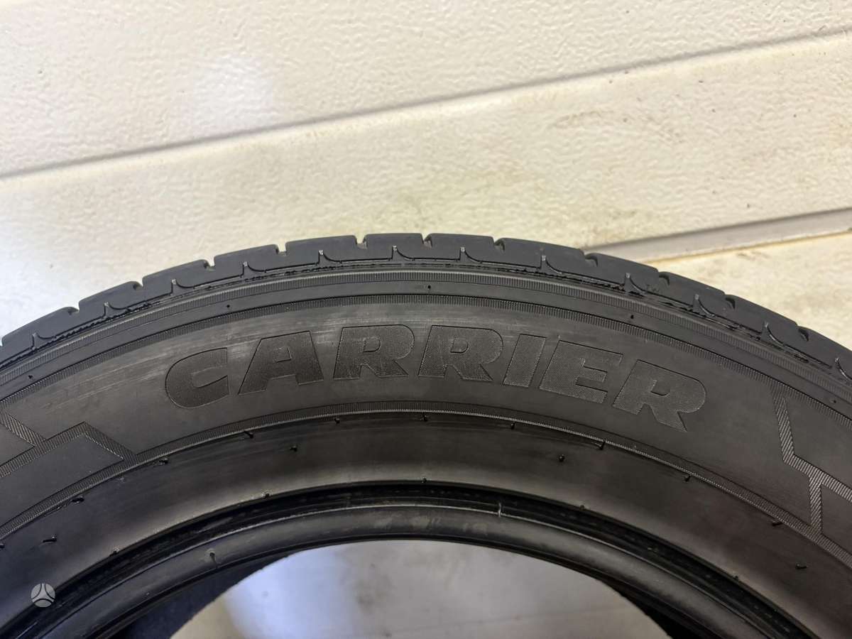 Pirelli Carrier, летние 215/65 R16