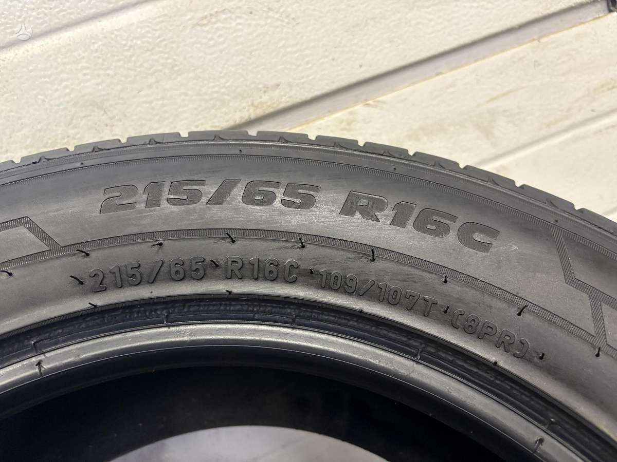 Pirelli Carrier, летние 215/65 R16