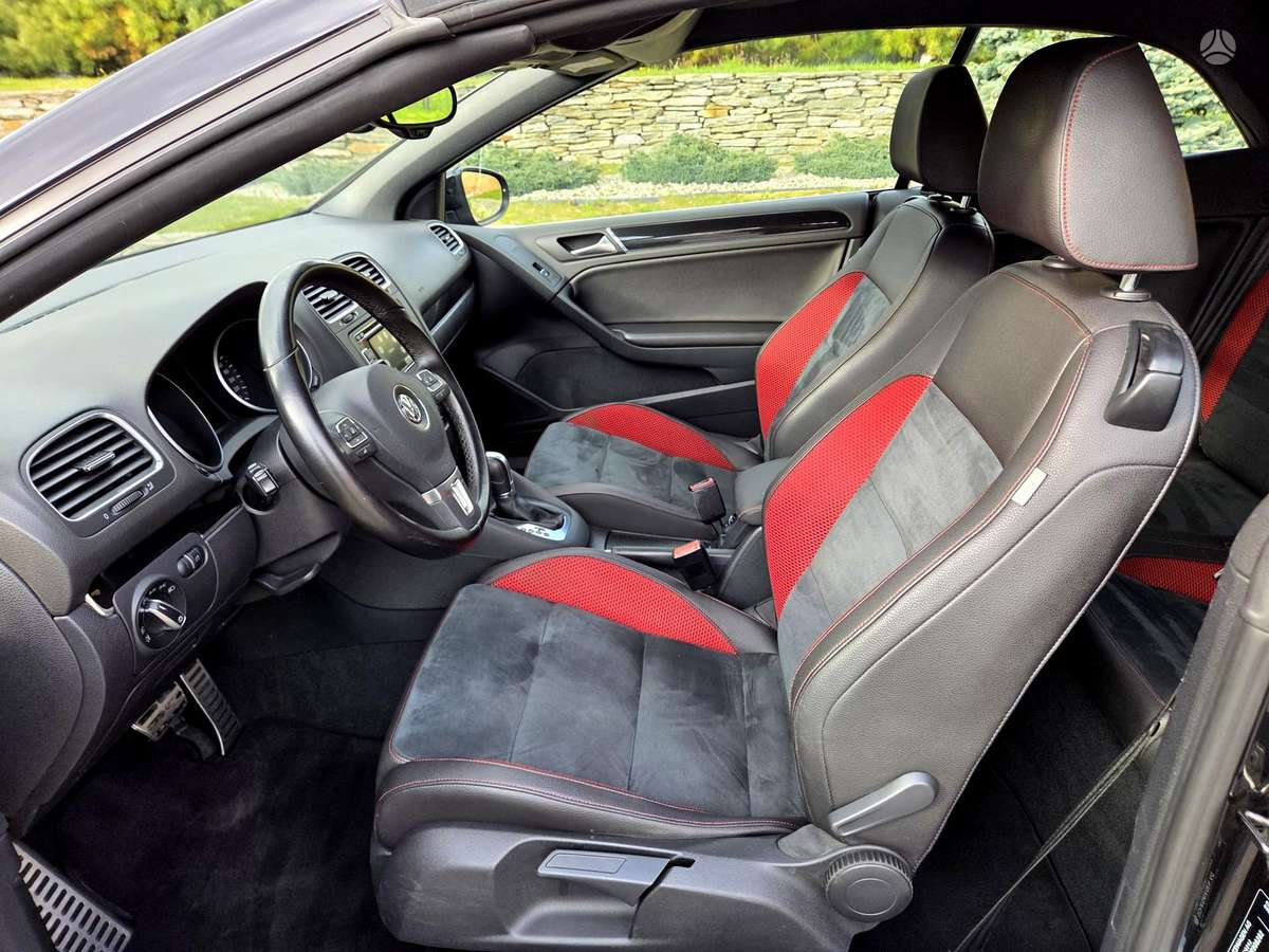 Volkswagen Golf - 11