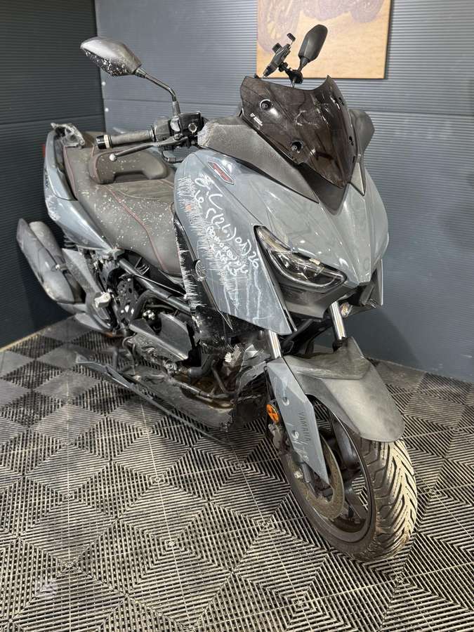 Yamaha XMAX 125 125cc, scooters / mopeds