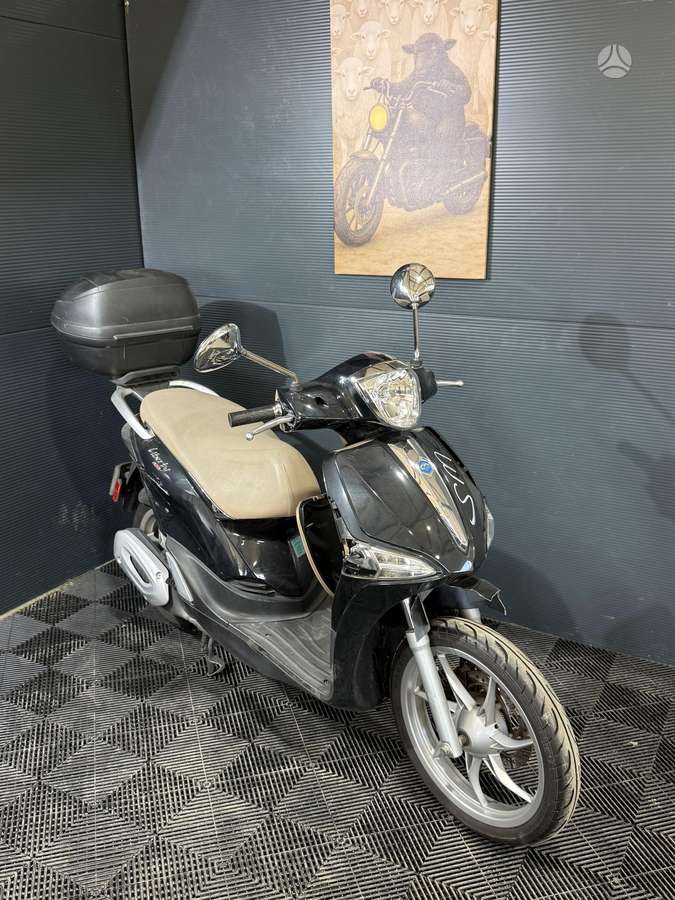 Piaggio Liberty 125cc, scooters / mopeds