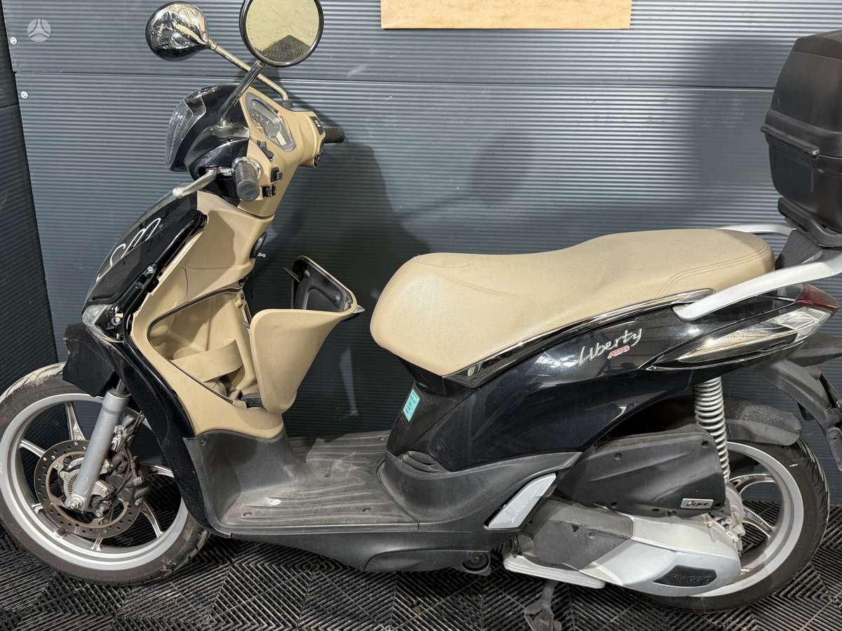 Piaggio Liberty 125cc, мотороллеры / мопеды
