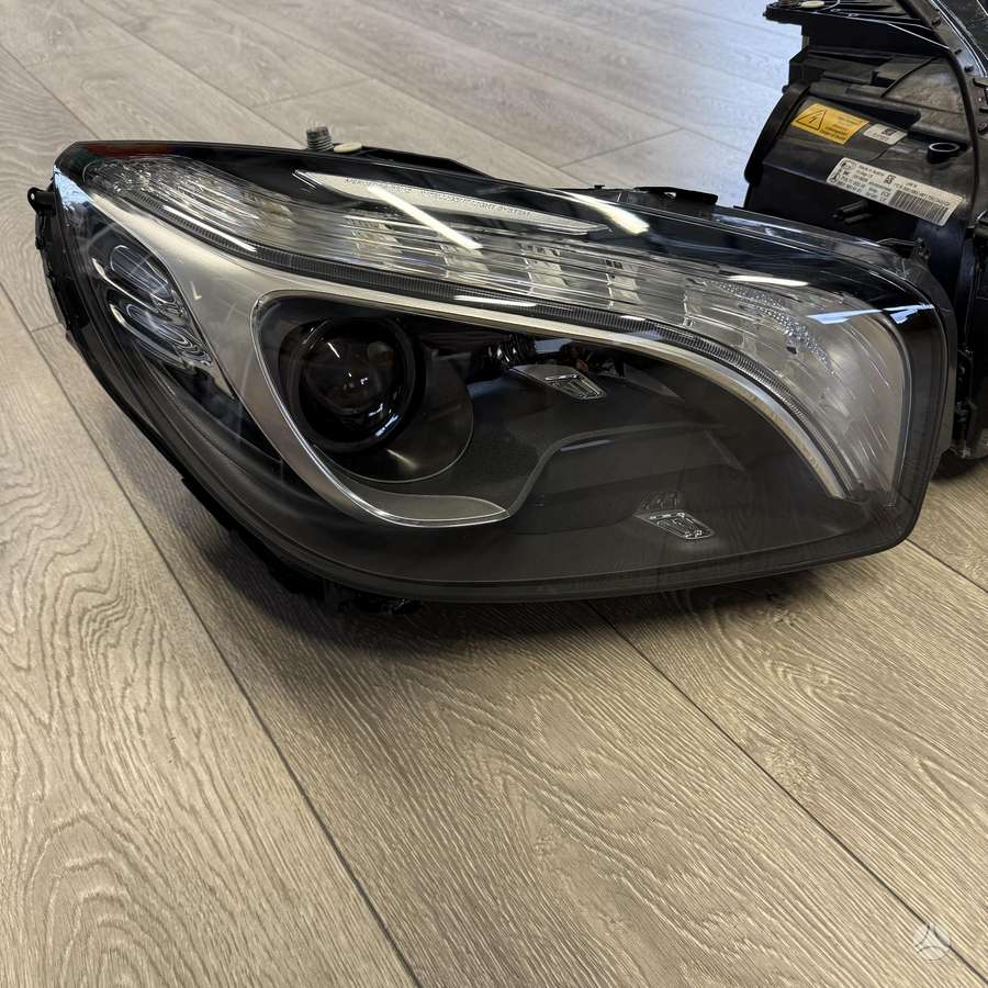 Mercedes-Benz SL klasė lights