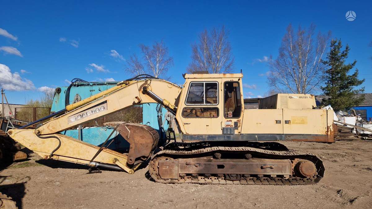 Daewoo DH 180LC, excavator