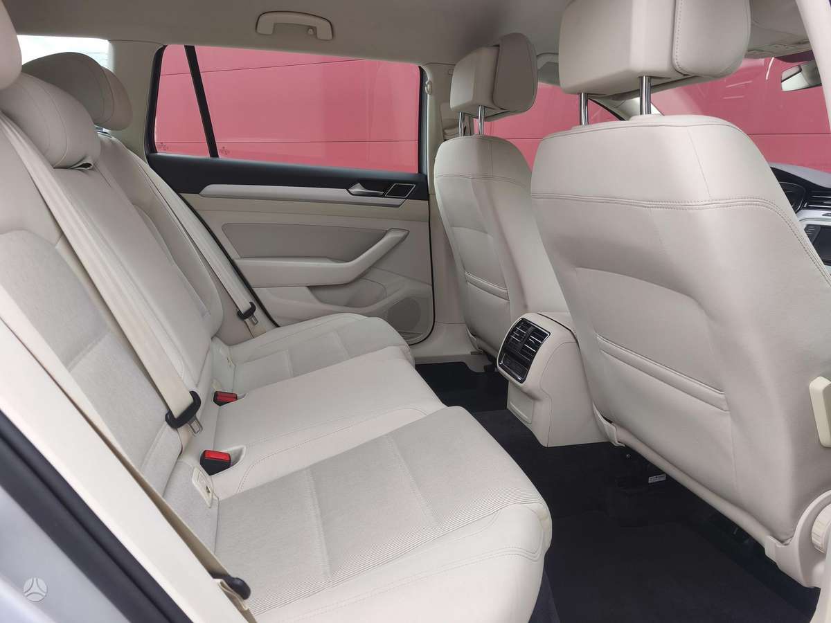 Volkswagen Passat, 1.6 l., Универсал