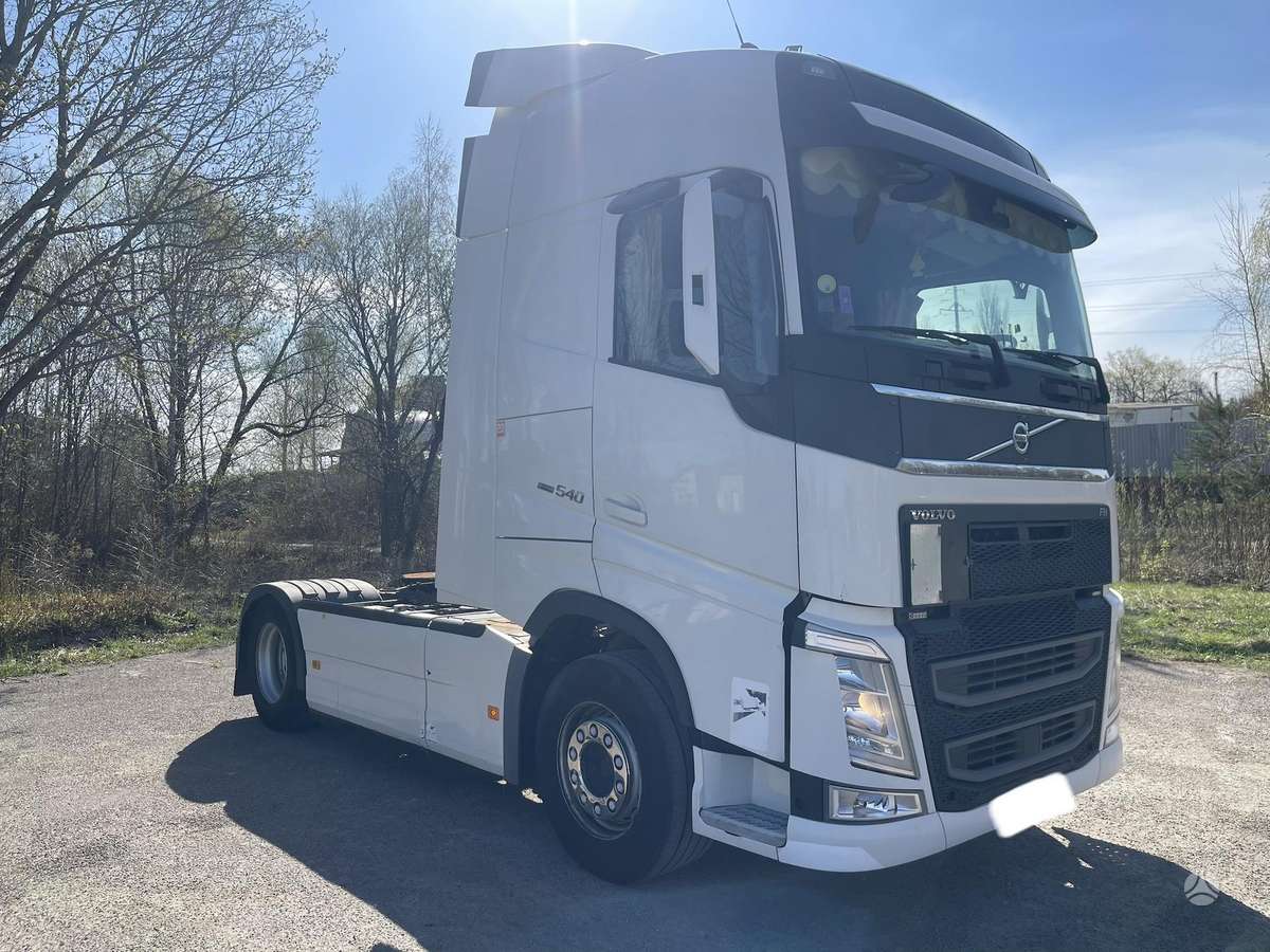Volvo FH 540, double sleeper
