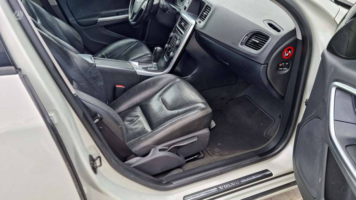 Volvo V60, 2.0 l., universalas