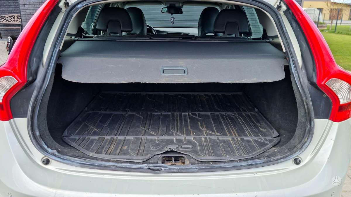 Volvo V60, 2.0 l., universalas