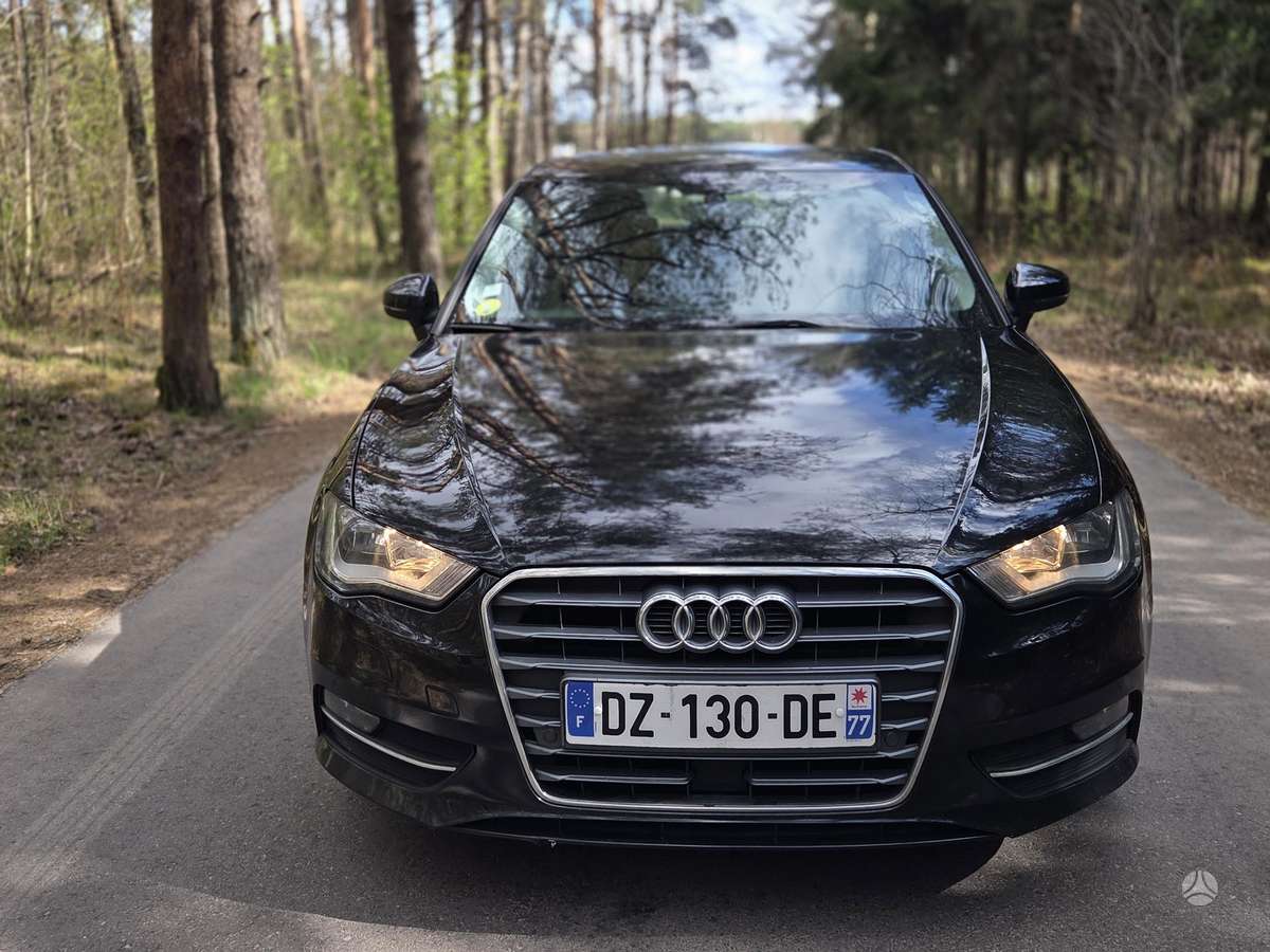 Audi A3, 1.6 l., hatchback