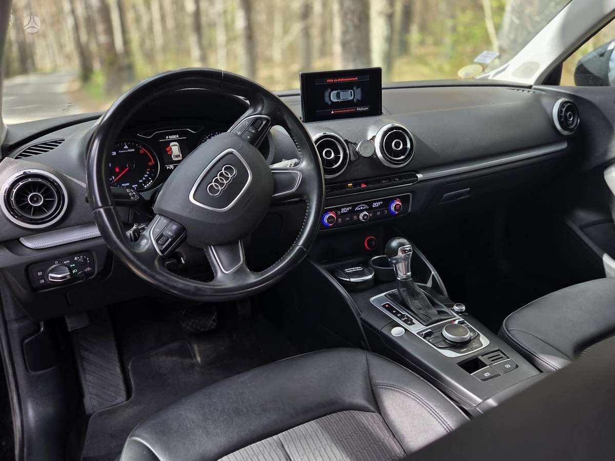 Audi A3, 1.6 l., hatchback