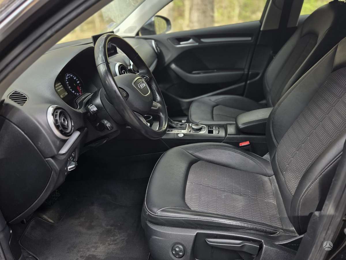 Audi A3, 1.6 l., Хэтчбек