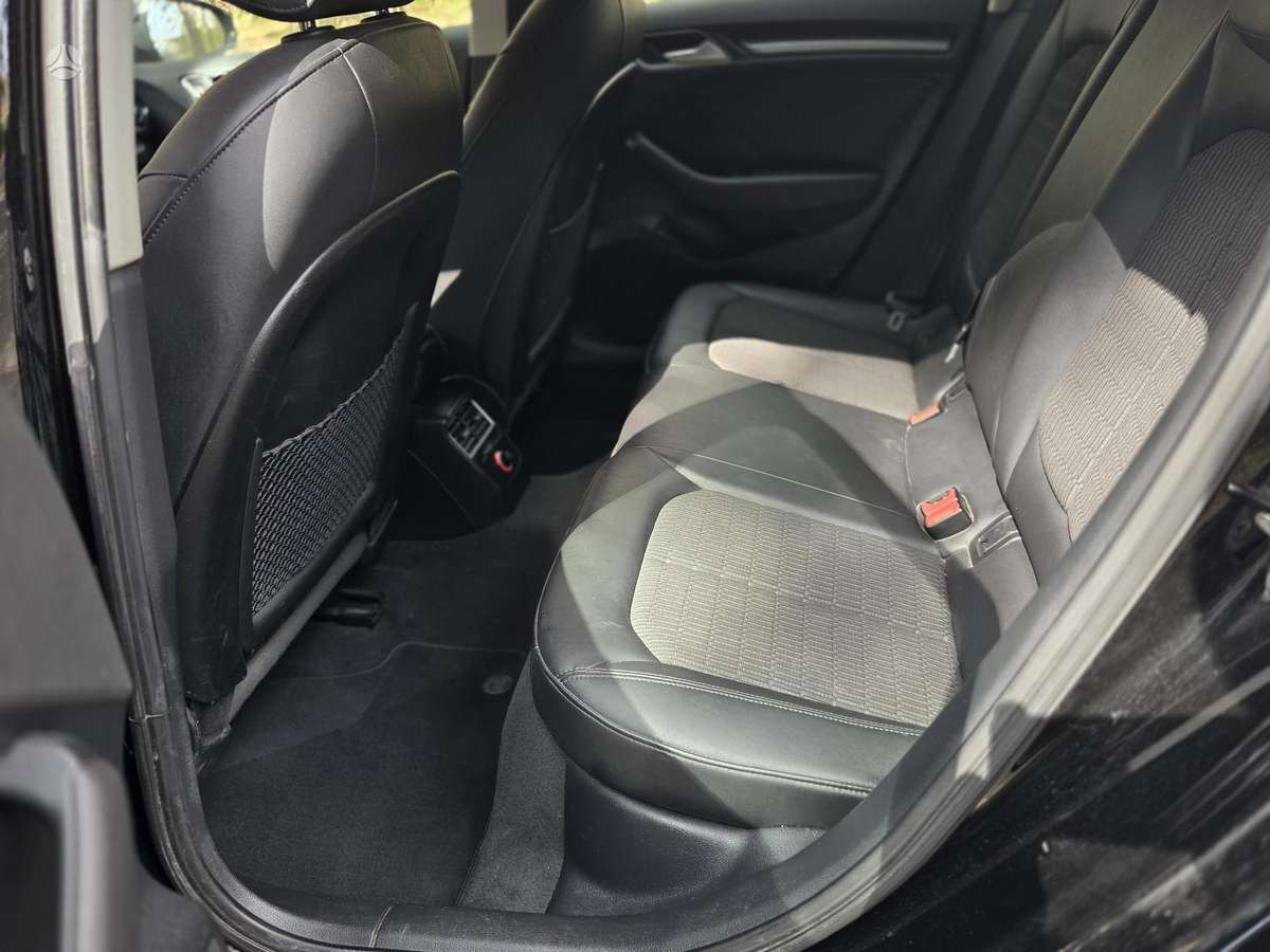 Audi A3, 1.6 l., Хэтчбек