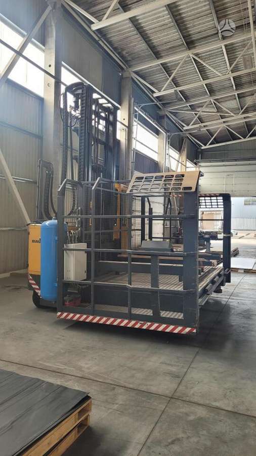 Baumann Keturkryptis krautuvas B50/22-, sandėliavimo technika