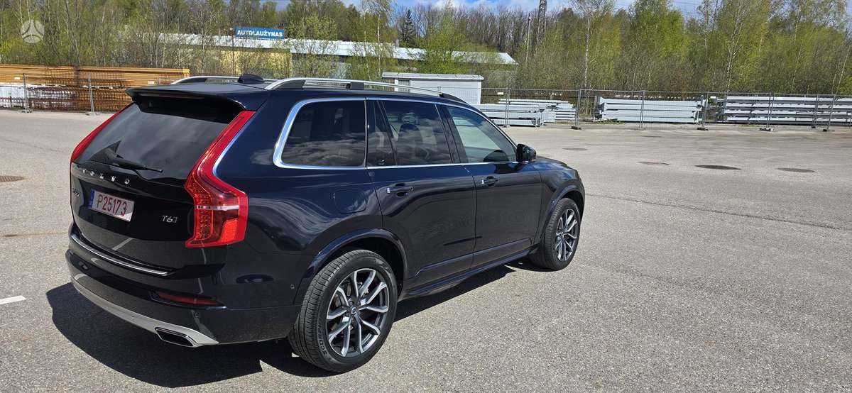 Volvo XC90 - 5