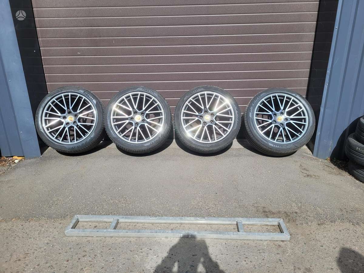 Porsche Su padangomis, light alloy, R21